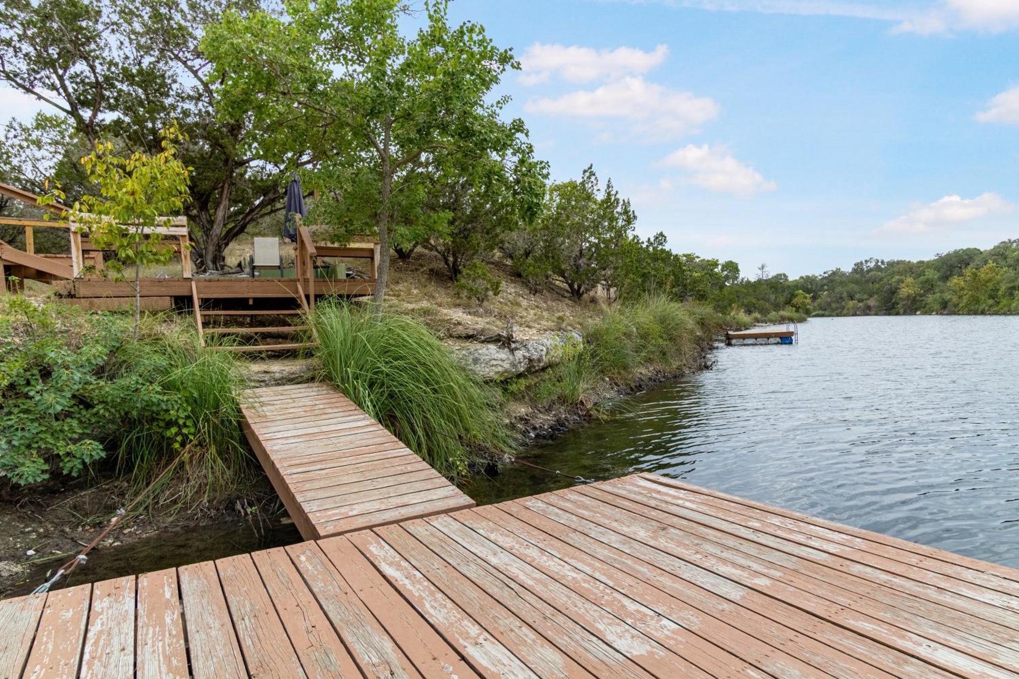 Hondo Creek Hideaway Hotel Tarpley Ngoại thất bức ảnh