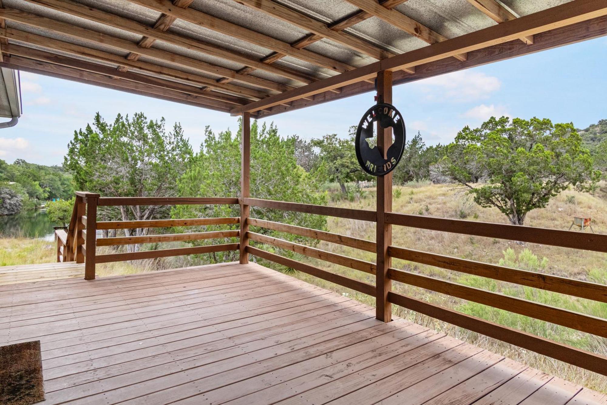 Hondo Creek Hideaway Hotel Tarpley Ngoại thất bức ảnh